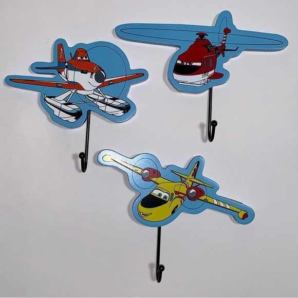 Planes 2: Fire & Rescue Wall Hooks (3) - Picture 1 of 3